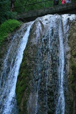 Горный водопад